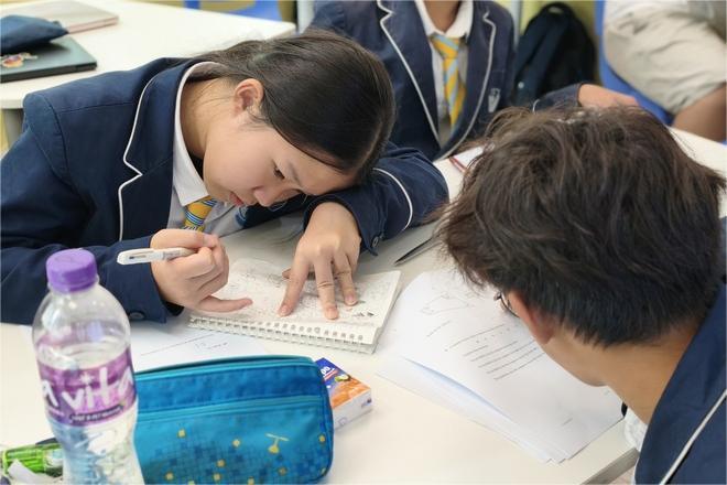 16f3bf0d5479ab964c5c9b062fc4227ba769ee20-(1)