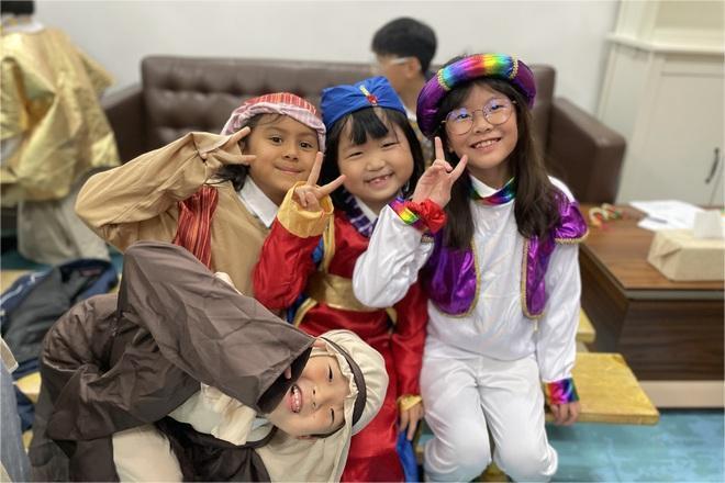 3596bec032b1ed6da4662f523ba850802dcd7b88-(1)