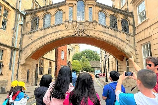 598b512b6f2f024604f325cc1f6fe4ef913f7fe1-(1)