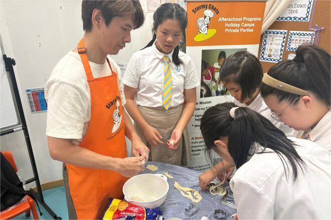 d5c977a483cd7f2776b261e01fa985f68101f115-(1)