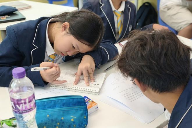 f91e65ab01c0ea81197cead2329d4984b809b852-(1)