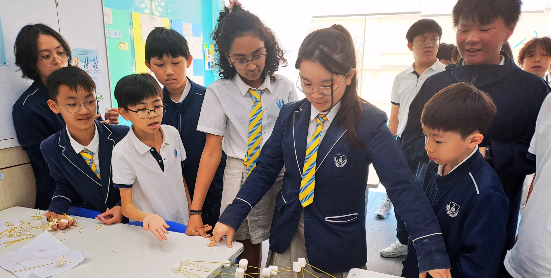  剑津英国学校英语衔接课程 Header Image