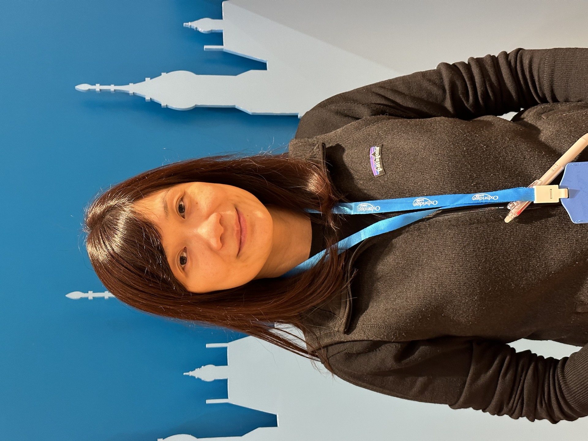 Ms Mandy Hui