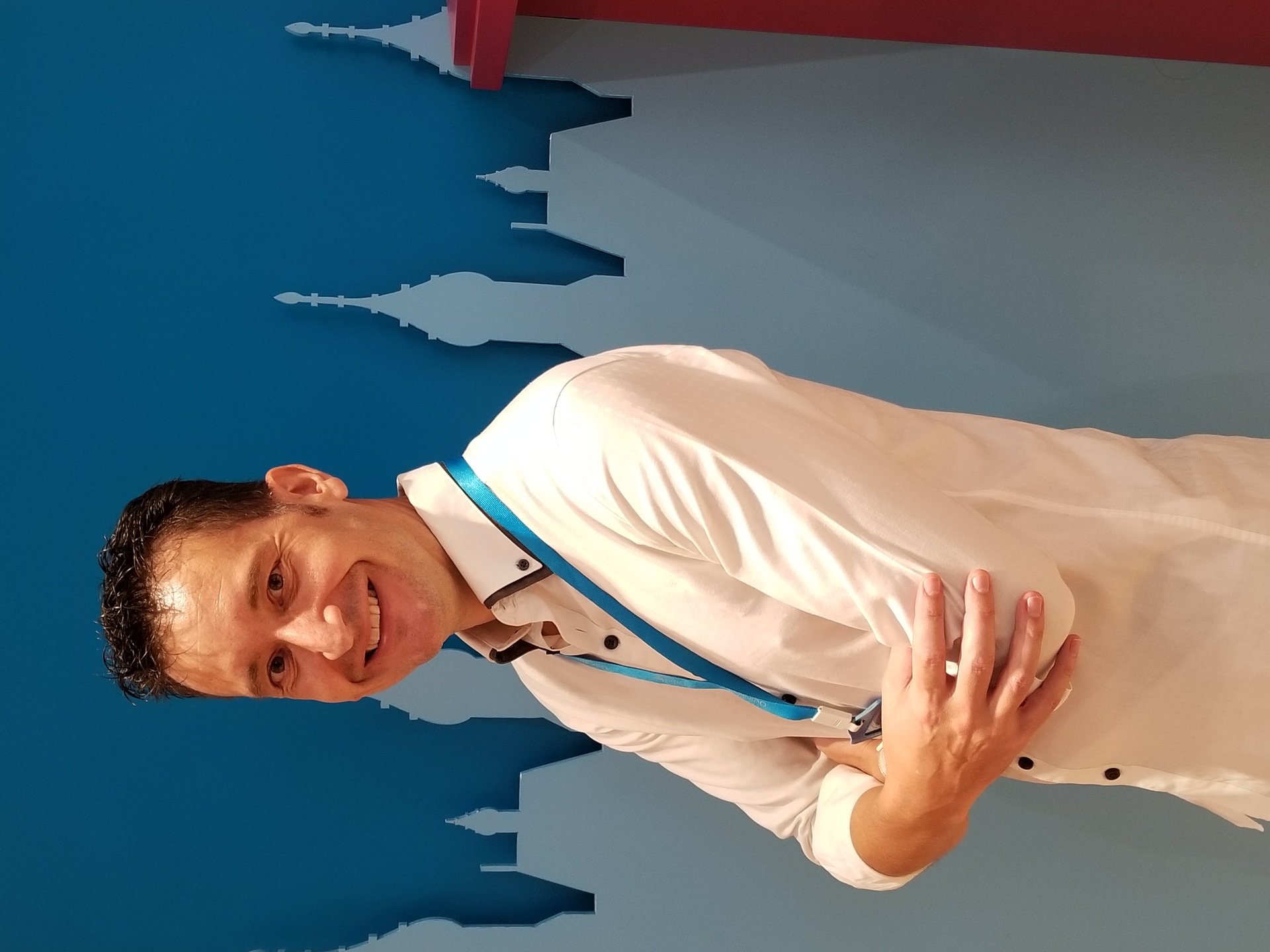 Dr Robert